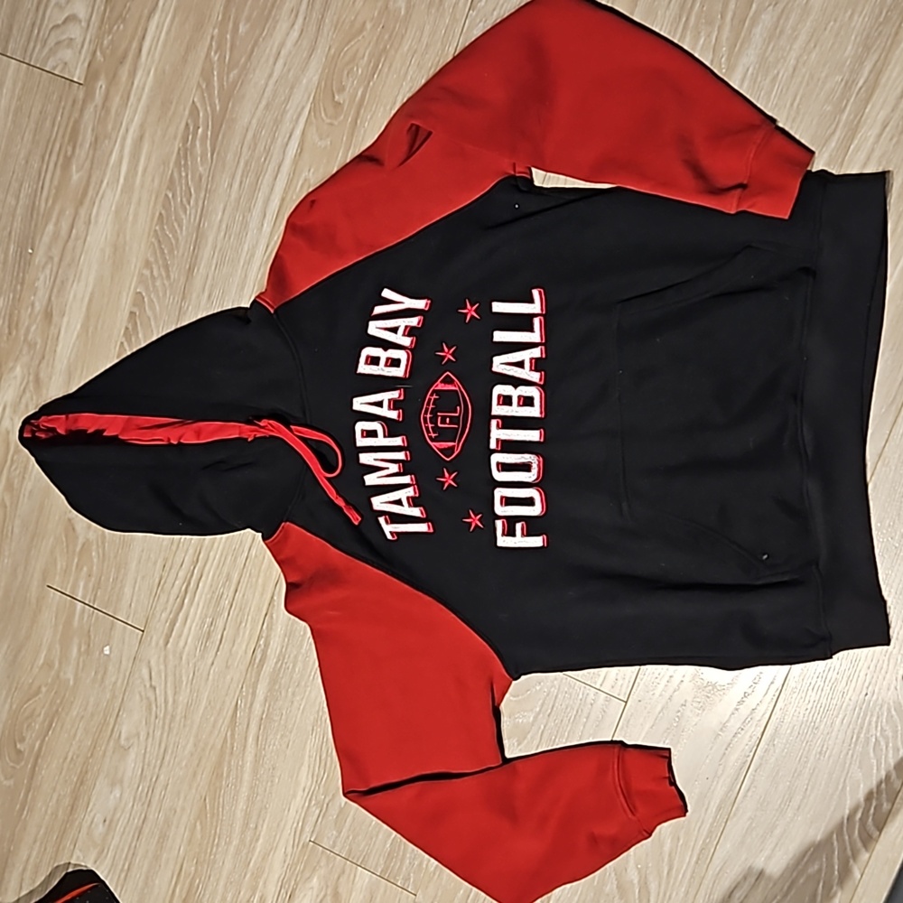 Tampa Bay football sweater size medium